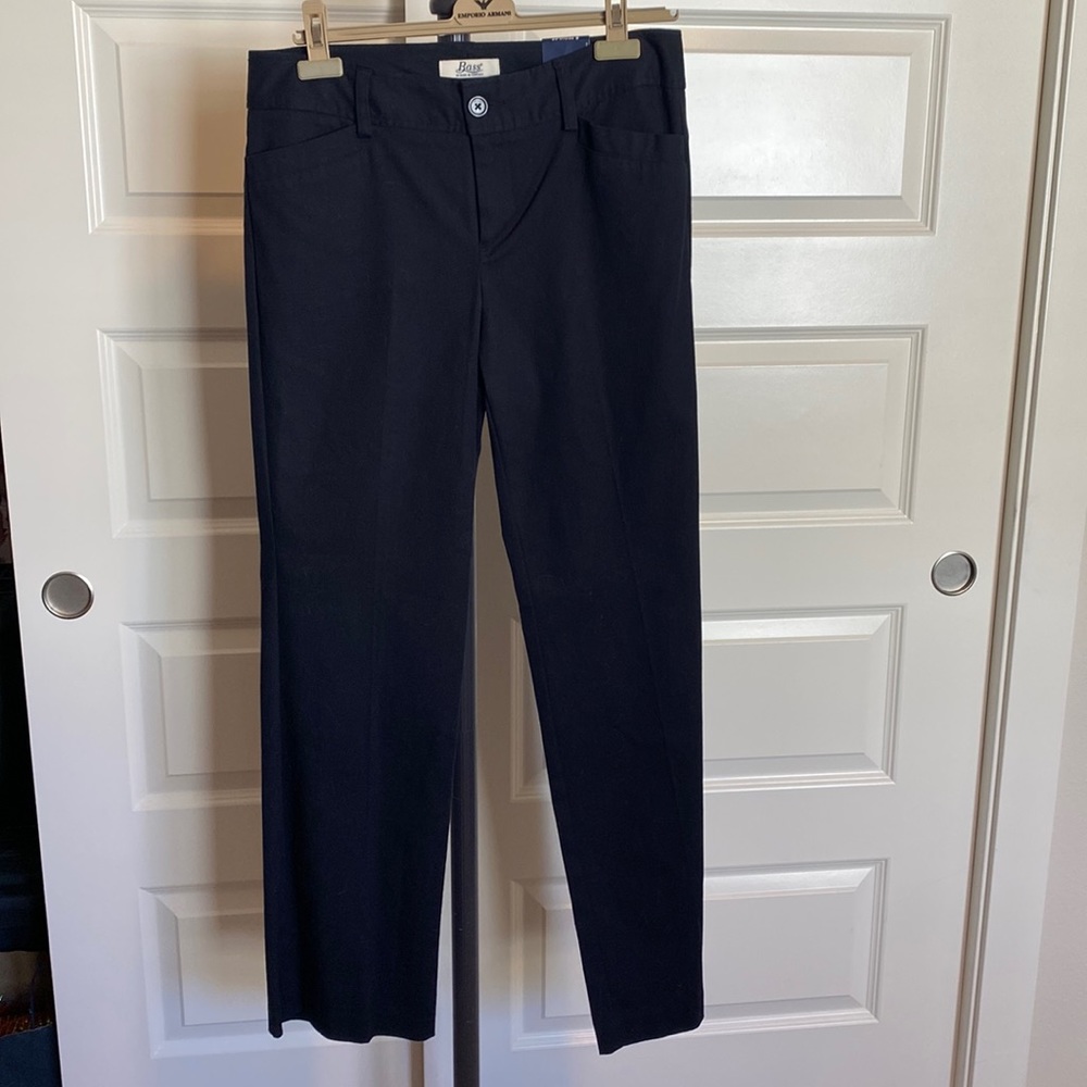 GH Bass & CO Navy Chino style trousers size 8